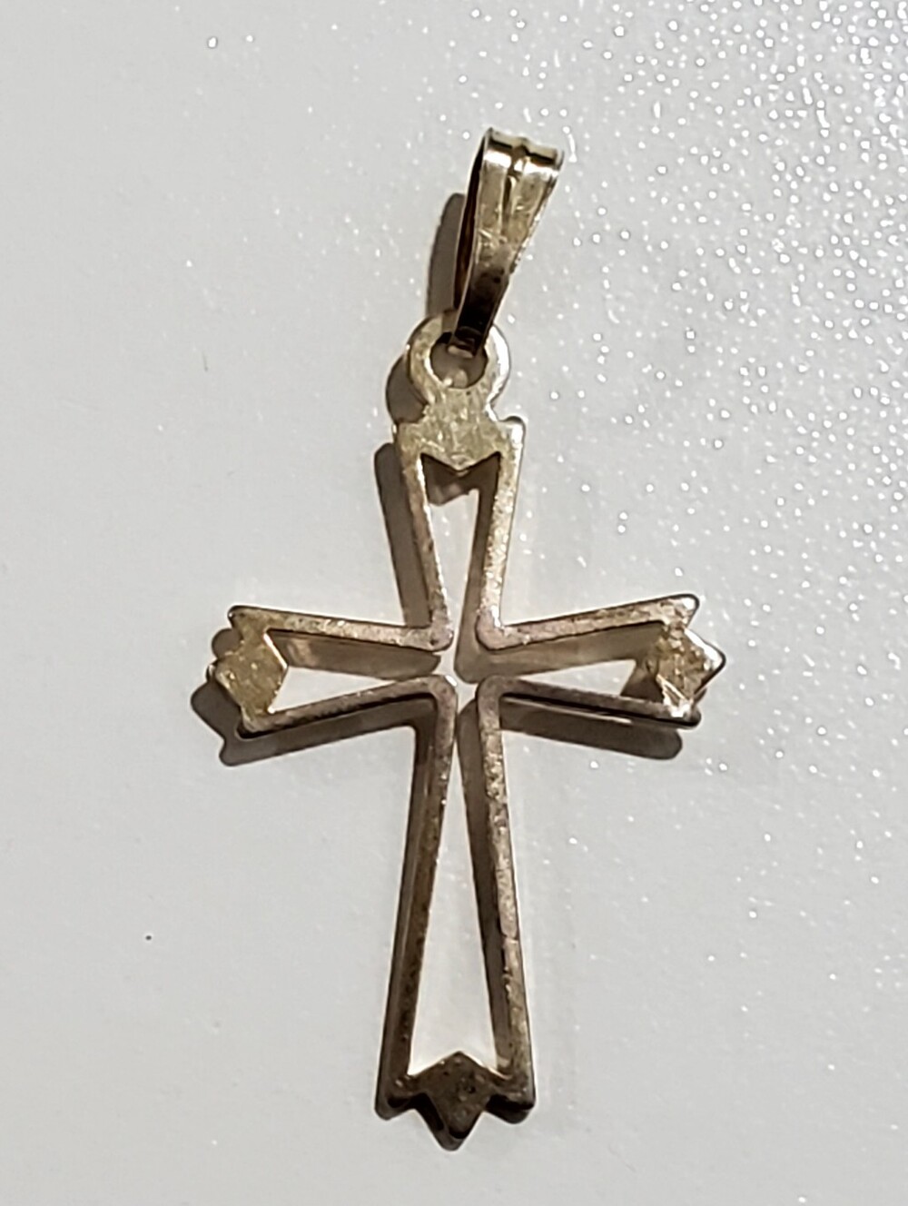 925 Sterling Cutout Cross Pendant